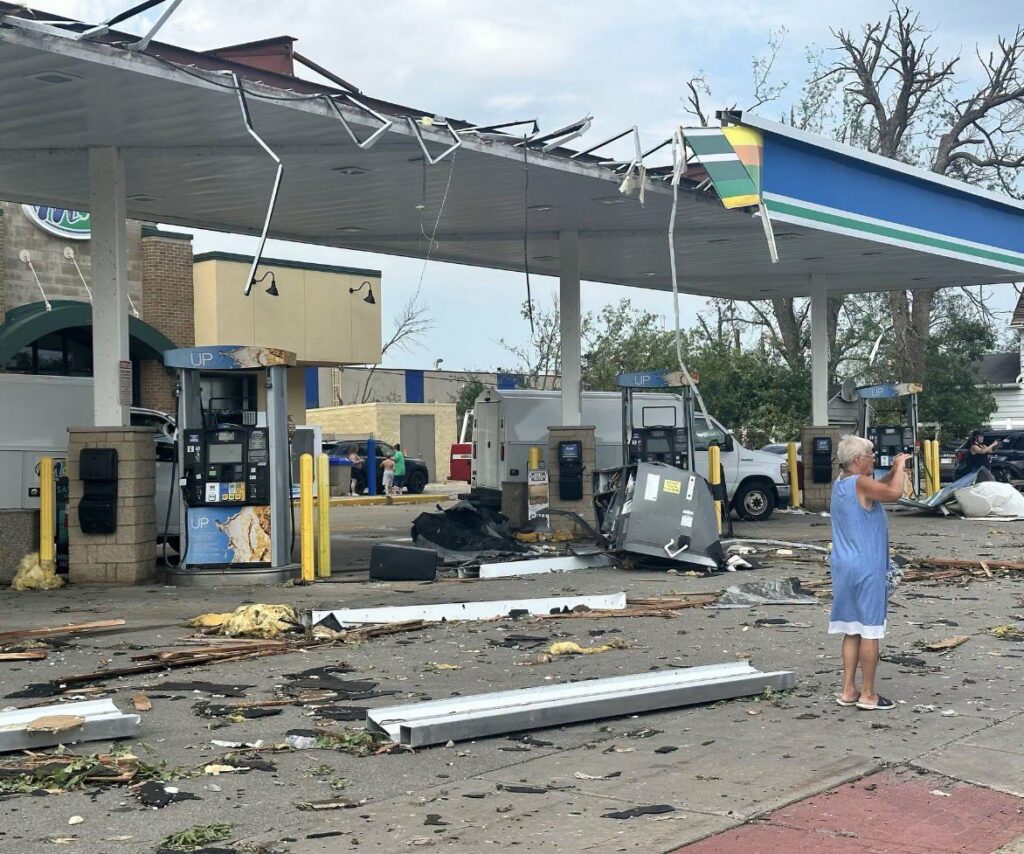 fuerte tornado en wisconsin