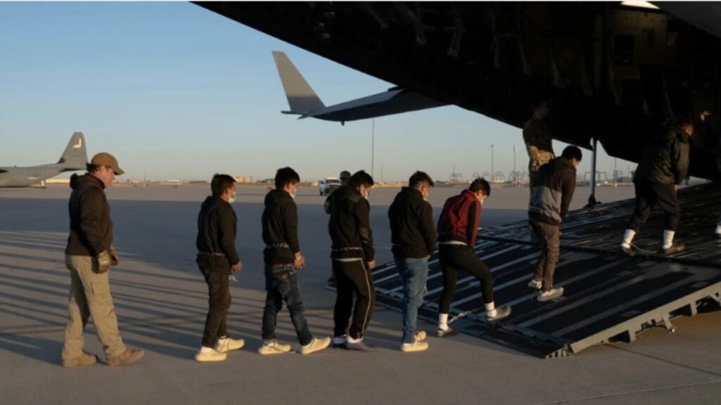 Trump activa tribunal especial para deportar en secreto a inmigrantes acusados de terrorismo