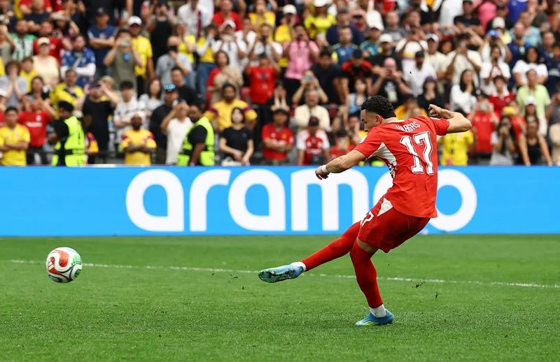 Suiza avanza a cuartos de final