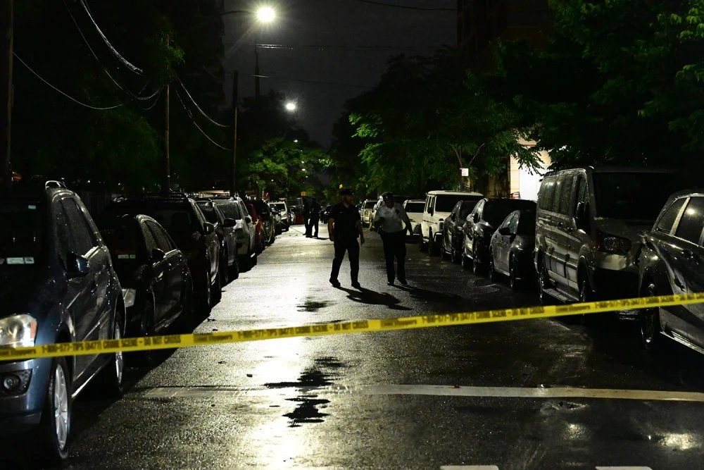Hombre dispara hacia fiesta del 4 de julio en Nueva York y hiere a 8, entre ellos 4 niños
