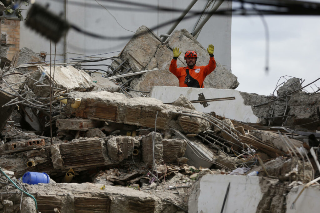 Colombia agota las horas decisivas para hallar sobrevivientes del terremoto