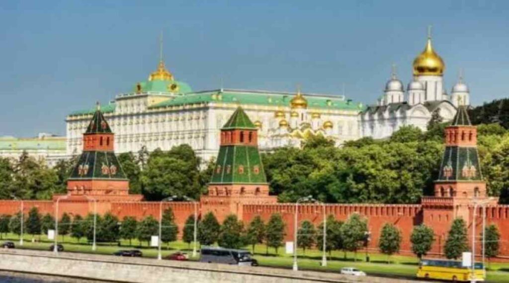 Según el representante del Kremlin, que reapareció tras una ausencia de tres semanas, todavía se desconoce la fecha de la visita de Witkoff y Kushner a Rusia.
