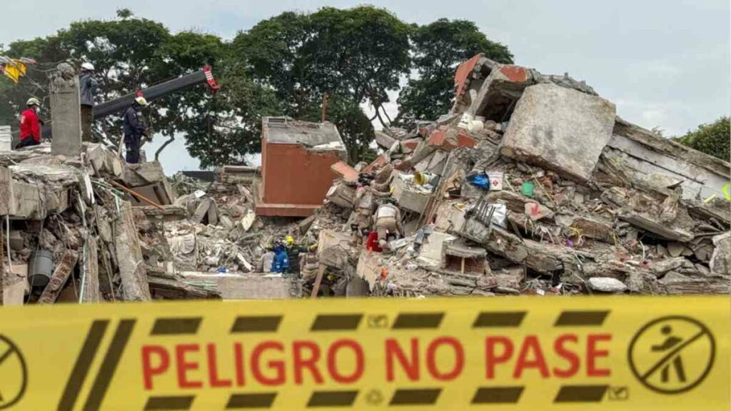 El terremoto deja al menos 304 personas fallecidas en el país, 139 de ellas en Cali, capital del departamento del Valle del Cauca y una de las ciudades más golpeadas por el sismo