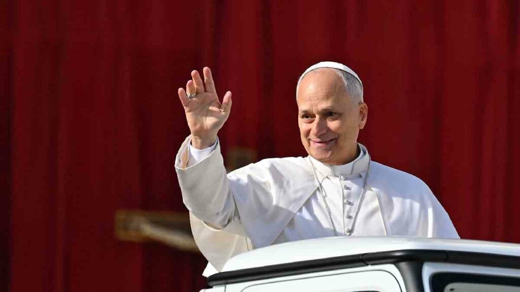 La Santa Sede informó en su boletín diario de la decisión del papa de aceptar la renuncia del obispo alemán sin ofrecer, como es habitual, detalles sobre la decisión.