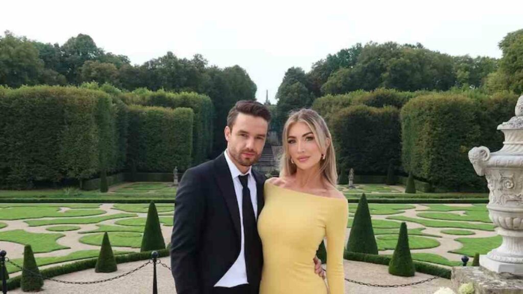 La exnovia del exintegrante de One Direction compartió imágenes del procedimiento en sus historias de Instagram