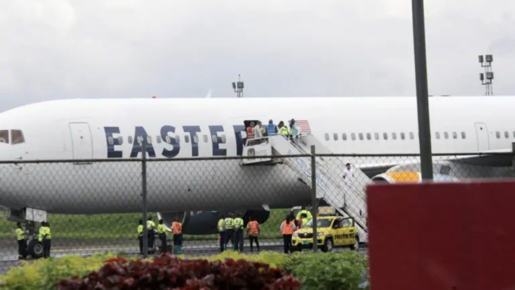 Liberia recibe los primeros 20 deportados de Estados Unidos y acogerá hasta 1.200