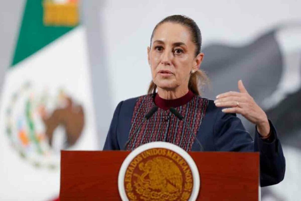 La presidenta de México, Claudia Sheinbaum, sostuvo que le corresponde al propio político decidir cuánto tiempo permanecerá separado de su cargo