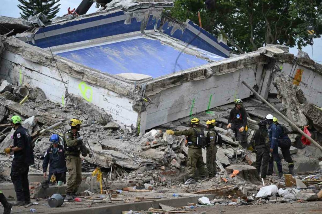 El temblor ocurrió a las 11:45 hora local (16:45 hora GMT) y tuvo como epicentro Los Santos, en el departamento de Santander (noreste), a una profundidad de 140 kilómetros, según el Servicio Geológico Colombiano (SGC).