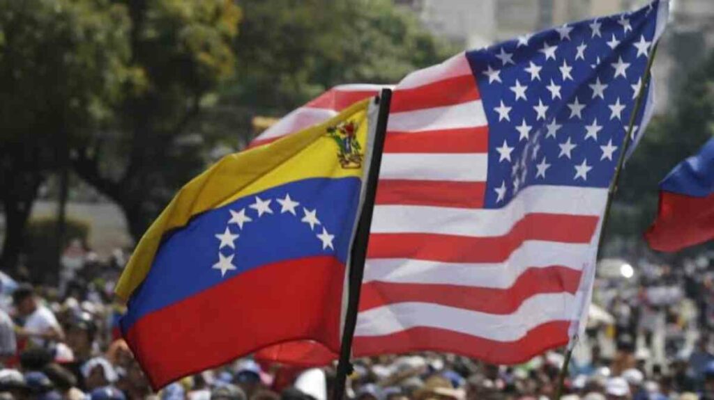 La terminación del TPS decretada en 2025 sigue impugnada ante la Corte Suprema. Unos 1.2 millones de personas de origen venezolano vivían en Estados Unidos en 2024, más del 40 % de ellas en Florida