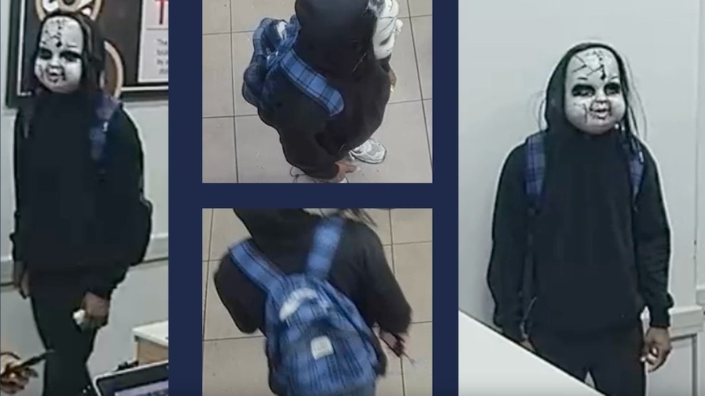 Buscan a hombre con máscara de Chucky que amenazó a una mujer en Filadelfia
