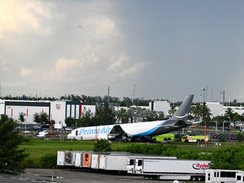 Recuperan la caja negra del avión de Amazon que se salió de la pista en Miami