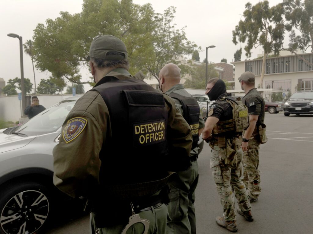 Detenciones migratorias en trabajos y espacios públicos de Colorado suben al 48 % este año
