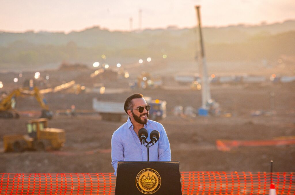 El Salvador busca convertirse en el punto de conexión aérea de Centroamérica y el continente
Aeropuerto del Pacífico Nayib Bukele