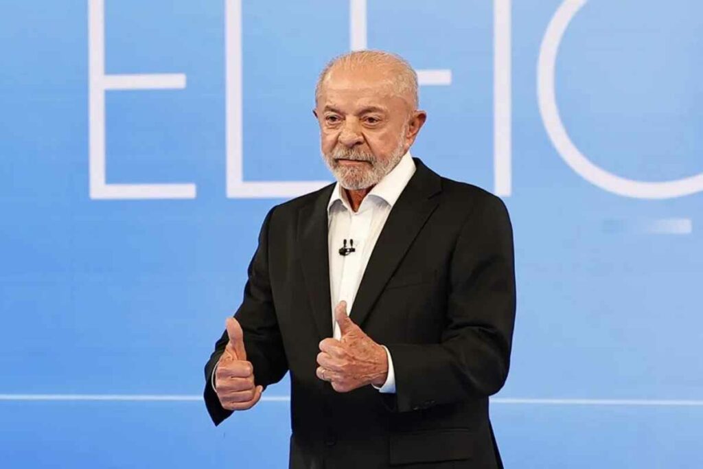 El presidente añadió que Brasil "nunca exportó tanto" como en la actualidad y mencionó que el superávit comercial se elevó hasta los 85.000 millones de reales (unos 17.200 millones de dólares).