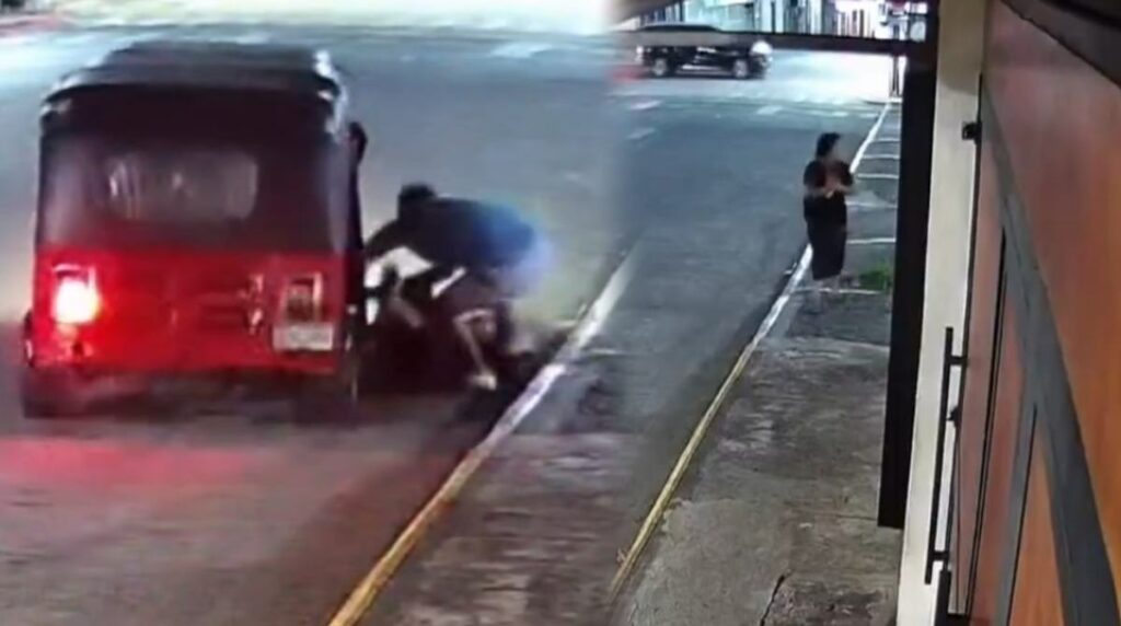 Mujer terminó tirada tras violento asalto