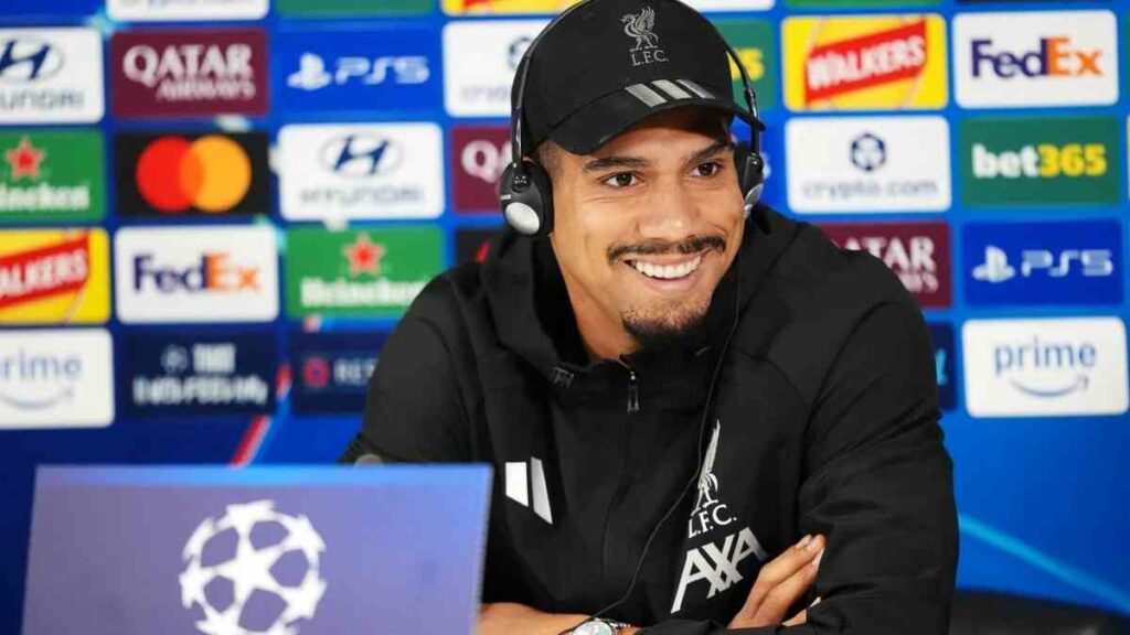 El uruguayo, que está cedido en el Liverpool por el Barcelona hasta final de temporada, compareció este lunes ante los medios de comunicación antes del partido de Liga de Campeones contra el Villarreal.