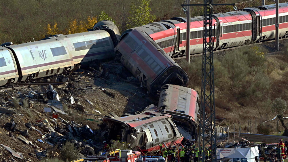 La maquinista del tren que recibió el impacto en España intentó arrancar dos veces sin éxito
