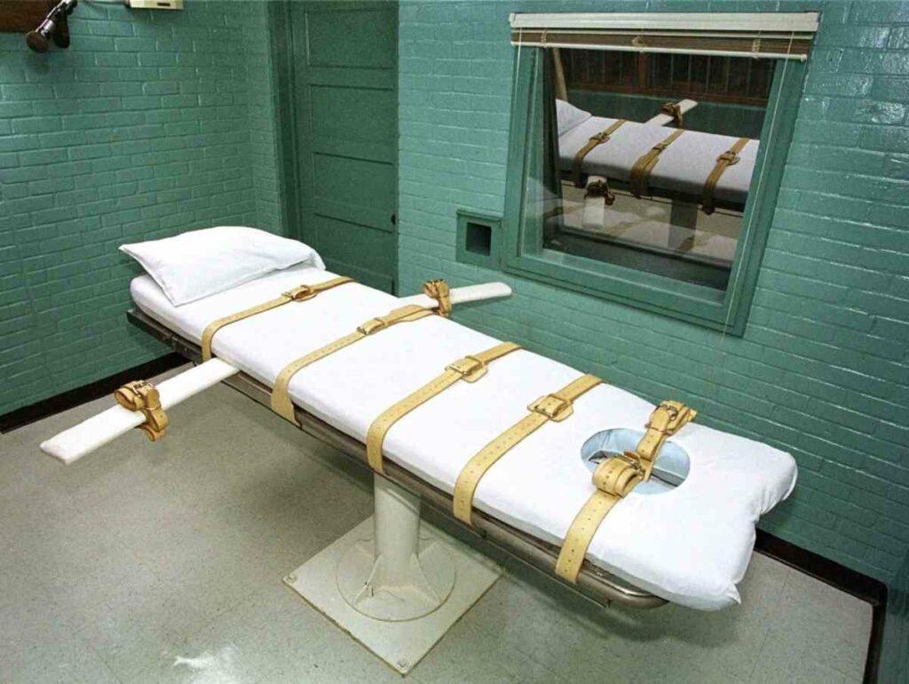 Jamaal Howard fue condenado en el año 2000 por disparar y matar a Vickie Swartout, una cajera de una gasolinera en Silsbee, una ciudad al norte de Houston, durante un robo.