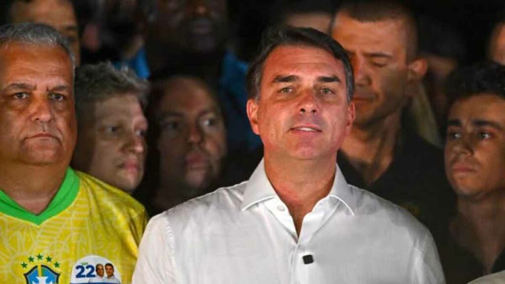 Tras conocer el resultado, el senador no reconoció su derrota y pidió “la anulación de los comicios”.