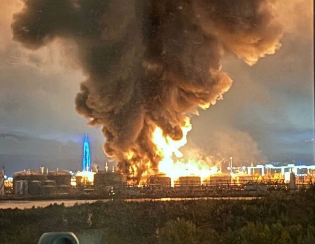 Ataque con drones ucranianos provoca incendio en terminal petrolera de San Petersburgo