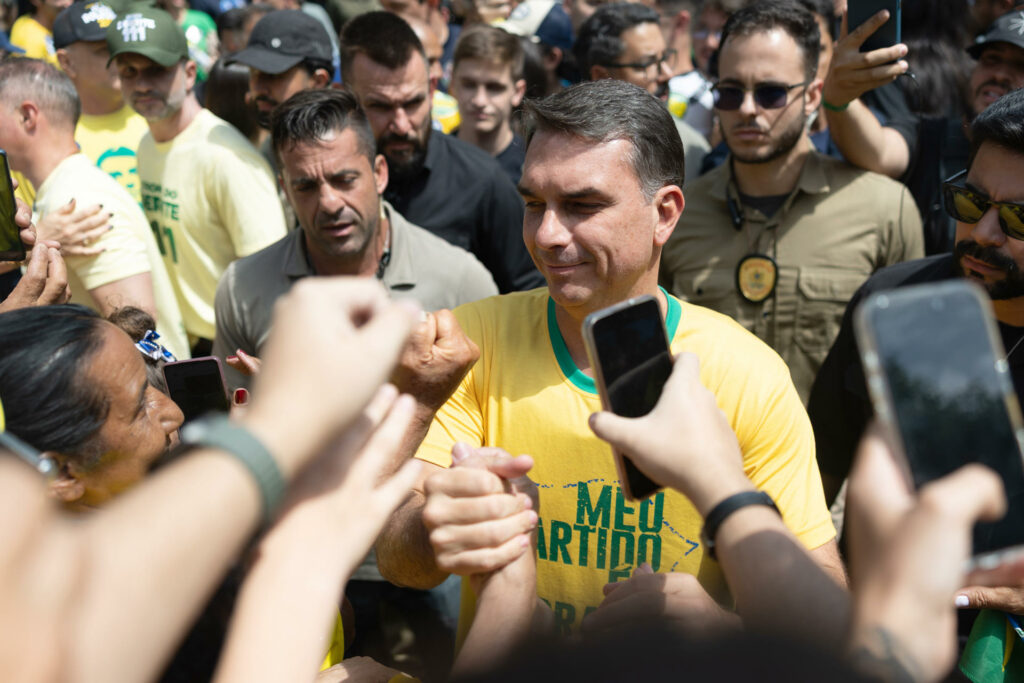 Brasil va a las urnas a definir su rumbo, con Lula y Bolsonaro bajo la sombra de Trump