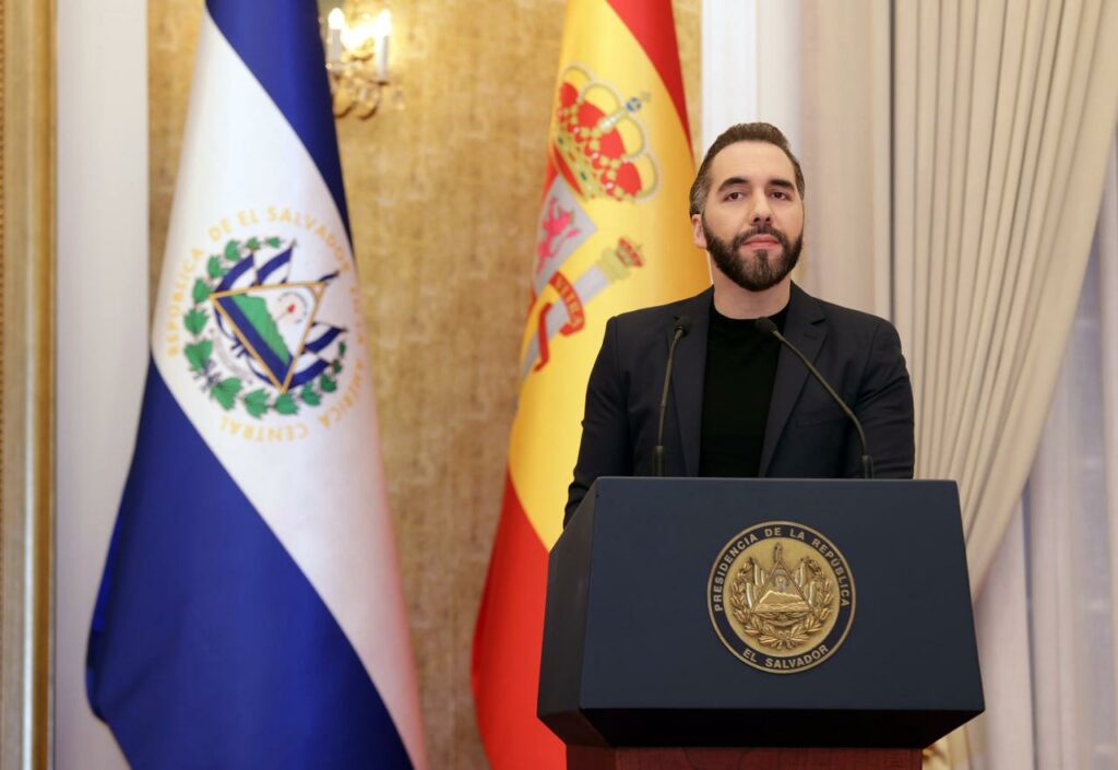 El Salvador anuncia inversión privada por $2,900 millones destinada a energía y agua