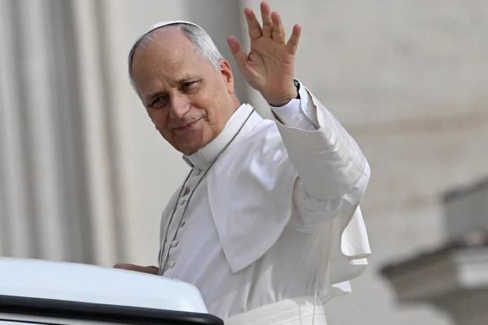 El papa retomó su actividad laboral desde el hospital Gemelli